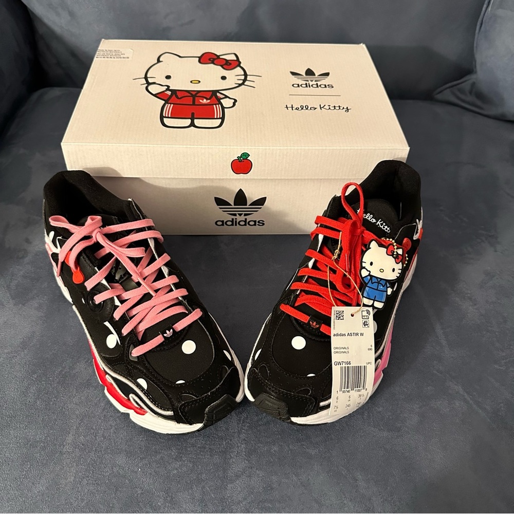 Adidas Hello Kitty Astir Sneakers NEW with BOX